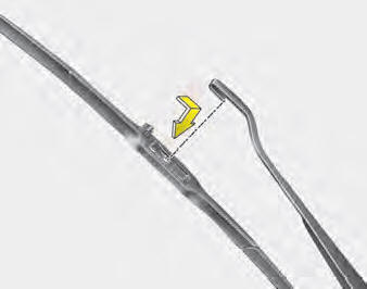 3. Install the new blade assembly in the reverse order of removal.