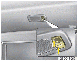 Kia Soul. Vanity mirror lamp, Glove box lamp